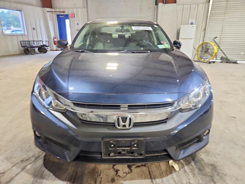 Продаж на аукціоні авто 2018 Honda Civic, vin: 19XFC1F37JE201766, номер лоту: 69976046