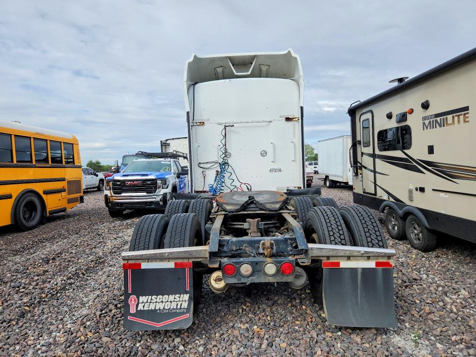 Продажа на аукционе авто 2000 Kenworth W900, vin: 1XKWDB9X7YR848740, номер лота: 69780196