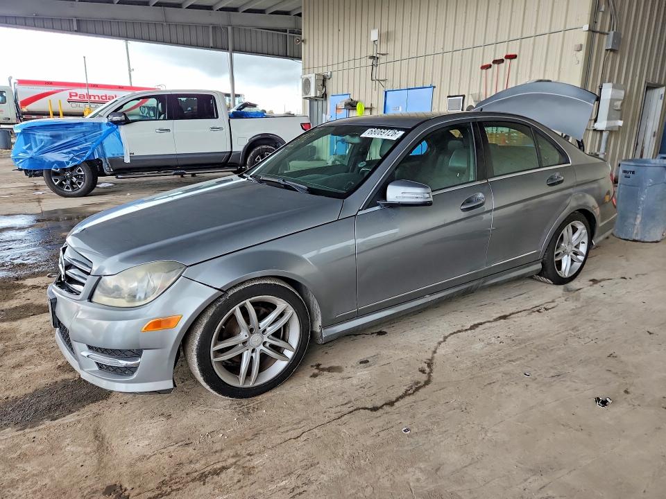 68069126 :رقم المزاد ، WDDGF4HB2EA948837 vin ، 2014 Mercedes-benz C مزاد بيع