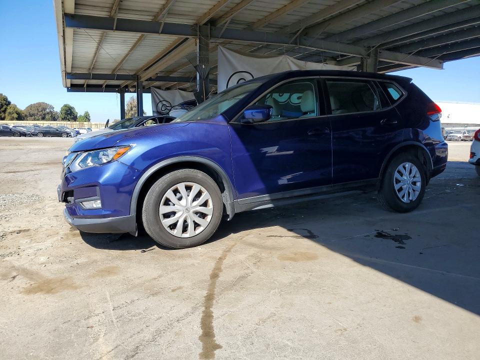 Продаж на аукціоні авто 2017 Nissan Rogue, vin: 5N1AT2MV4HC731467, номер лоту: 71238166