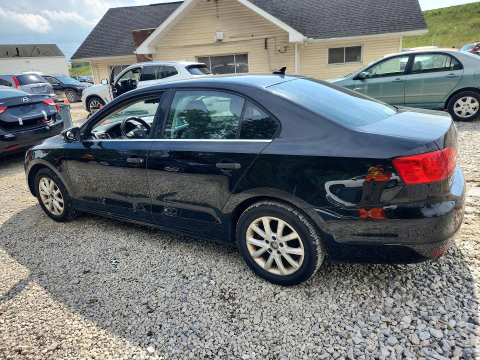 2013 Volkswagen Jetta მანქანა იყიდება აუქციონზე, vin: 3VWDX7AJ5DM355386, აუქციონის ნომერი: 67773836