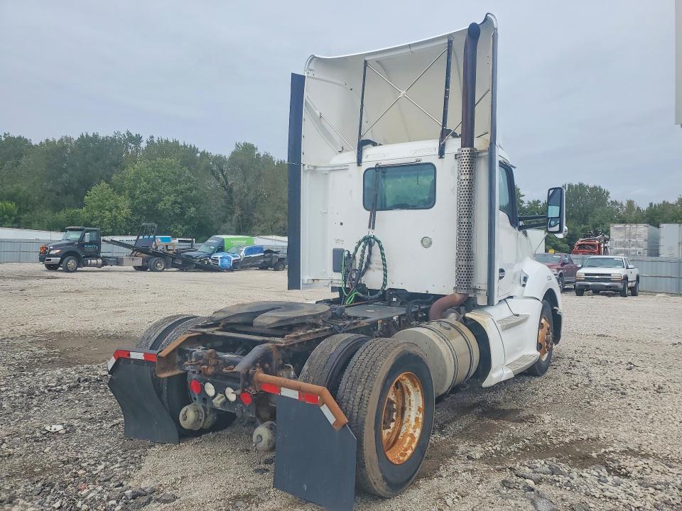 69941886 :رقم المزاد ، 1XKYA48X7FJ403375 vin ، 2015 Kenworth T680 مزاد بيع