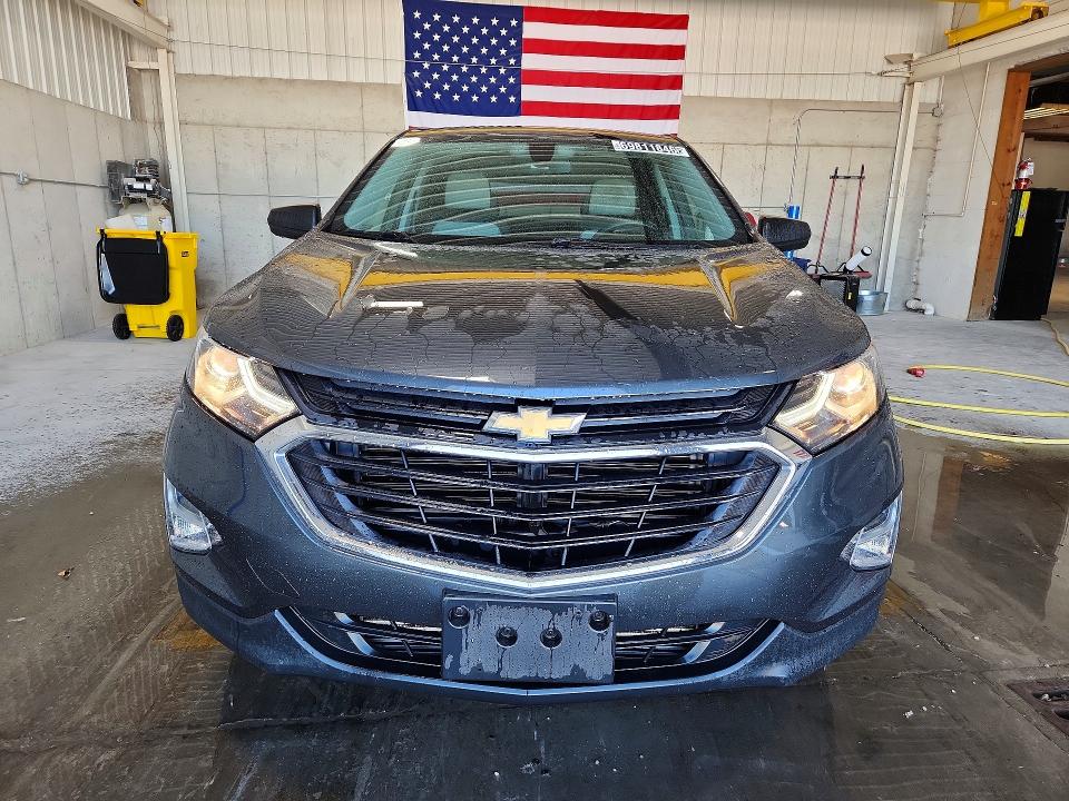 2018 Chevrolet Equinox მანქანა იყიდება აუქციონზე, vin: 2GNAXREV7J6312972, აუქციონის ნომერი: 69811846