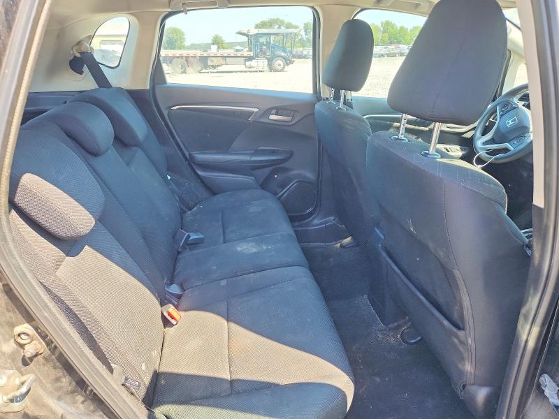 67497796 :رقم المزاد ، 3HGGK5H83FM722053 vin ، 2015 Honda Fit مزاد بيع