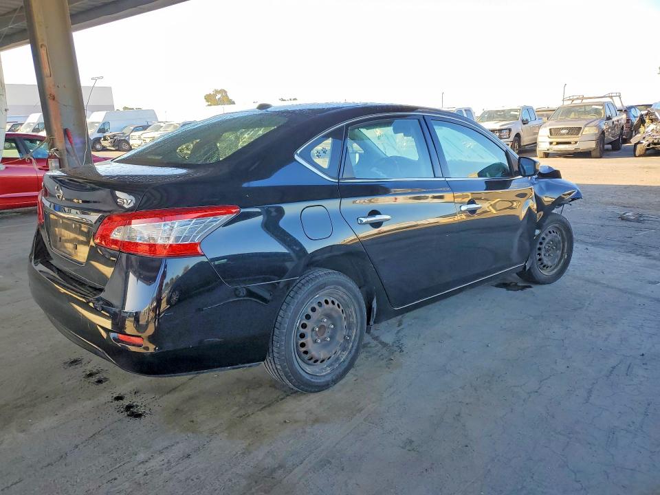Продажа на аукционе авто 2015 Nissan Sentra, vin: 3N1AB7AP9FL679526, номер лота: 70500896