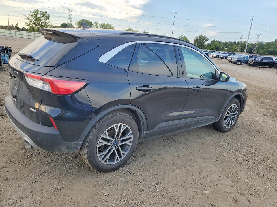 Продажа на аукционе авто 2020 Ford Escape, vin: 1FMCU9H6XLUB89554        , номер лота: 68814926