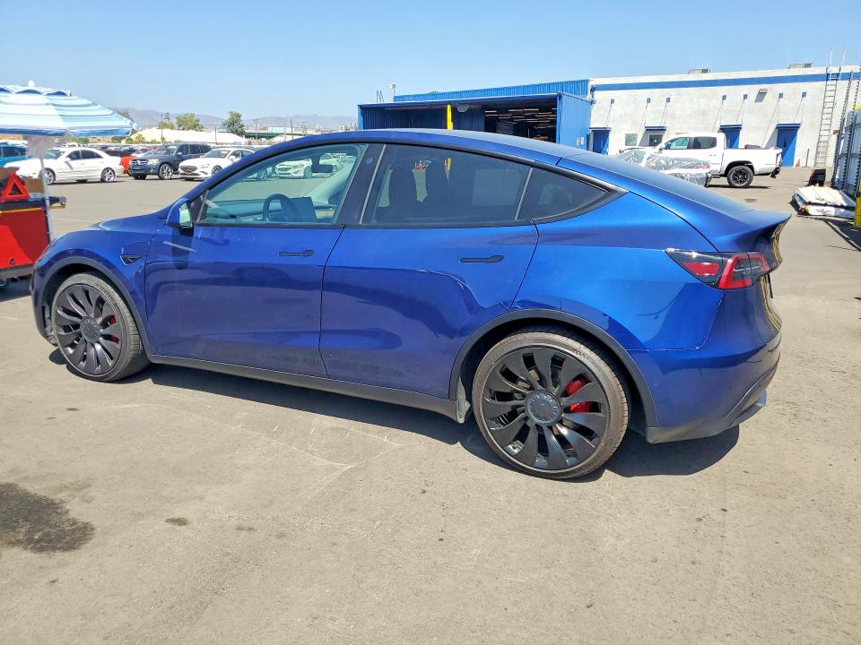Продажа на аукционе авто 2022 Tesla Model Y, vin: 7SAYGDEF2NF330172, номер лота: 69202896