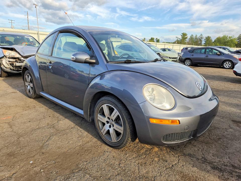 69451826 :رقم المزاد ، 3VWRW31C26M400726 vin ، 2006 Volkswagen New Beetle مزاد بيع