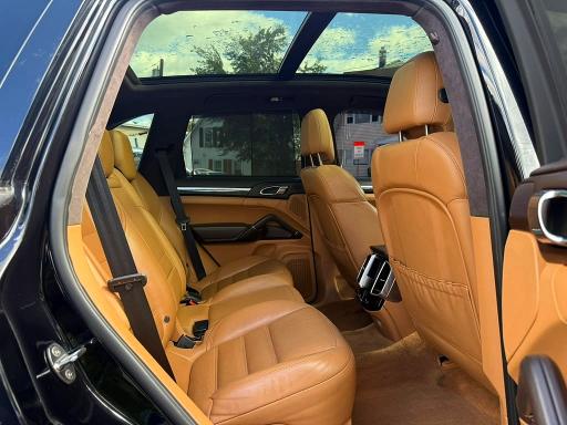 Продажа на аукционе авто 2016 Porsche Cayenne, vin: WP1AC2A2XGLA88408, номер лота: 70012426