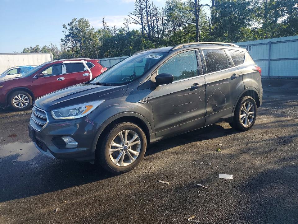2019 Ford Escape მანქანა იყიდება აუქციონზე, vin: 1FMCU9HD3KUA84321, აუქციონის ნომერი: 67862896