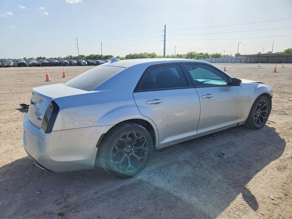 68088336 :رقم المزاد ، 2C3CCAAG1KH569688 vin ، 2019 Chrysler 300 مزاد بيع