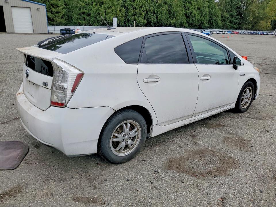 71067716 :رقم المزاد ، JTDKN3DU6B0274329 vin ، 2011 Toyota Prius مزاد بيع