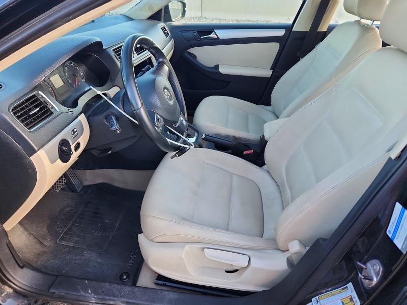 67553726 :رقم المزاد ، 3VWLL7AJ1BM059155 vin ، 2011 Volkswagen Jetta مزاد بيع