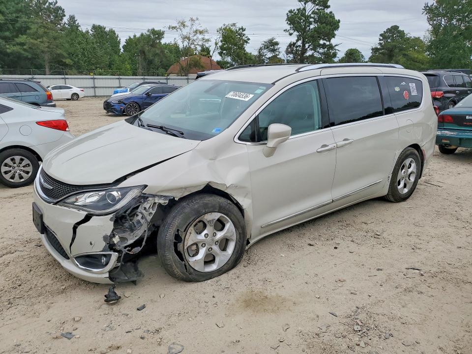 2017 Chrysler Pacifica მანქანა იყიდება აუქციონზე, vin: 2C4RC1EG7HR644543, აუქციონის ნომერი: 70604536