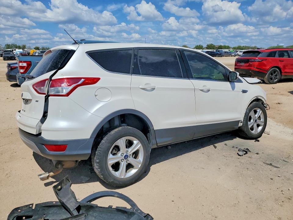 2016 Ford Escape მანქანა იყიდება აუქციონზე, vin: 1FMCU0G77GUA97362, აუქციონის ნომერი: 70090696
