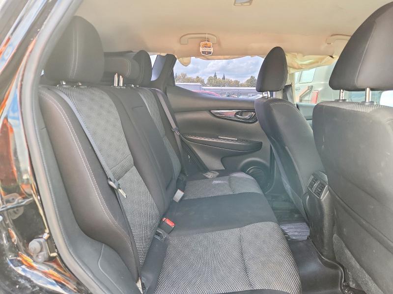 67658036 :رقم المزاد ، JN1BJ1CP9HW021509 vin ، 2017 Nissan Rogue Sport مزاد بيع