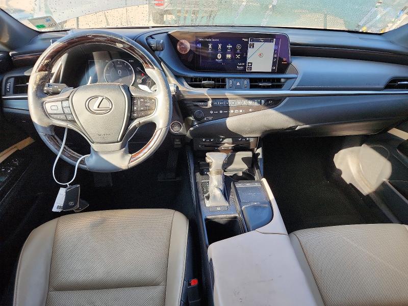 68507686 :رقم المزاد ، 58ABZ1B11KU031364 vin ، 2019 Lexus Es مزاد بيع
