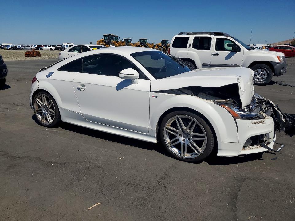 68107006 :رقم المزاد ، TRUBFAFK6B1012615 vin ، 2011 Audi Tt مزاد بيع