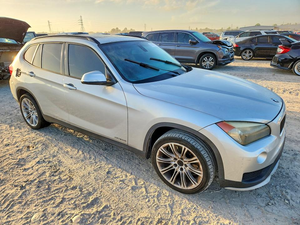 2015 Bmw X1 მანქანა იყიდება აუქციონზე, vin: WBAVM1C51FV314885        , აუქციონის ნომერი: 69090406