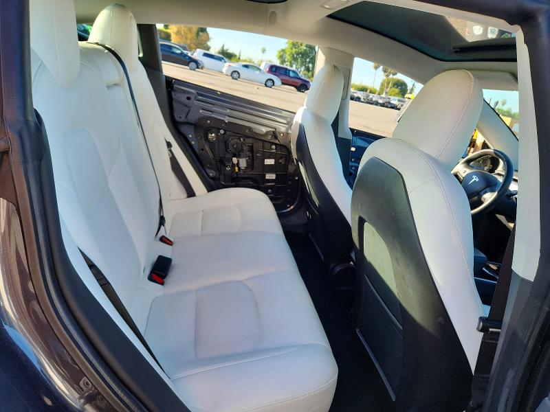 2020 Tesla Model 3 მანქანა იყიდება აუქციონზე, vin: 5YJ3E1EA2LF738118, აუქციონის ნომერი: 70240486