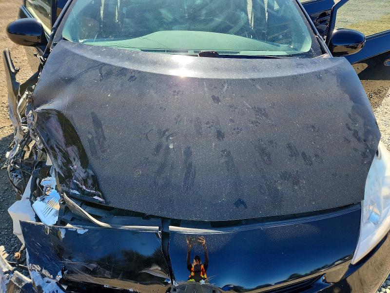 70381686 :رقم المزاد ، JTDKN3DU4D5627298 vin ، 2013 Toyota Prius مزاد بيع