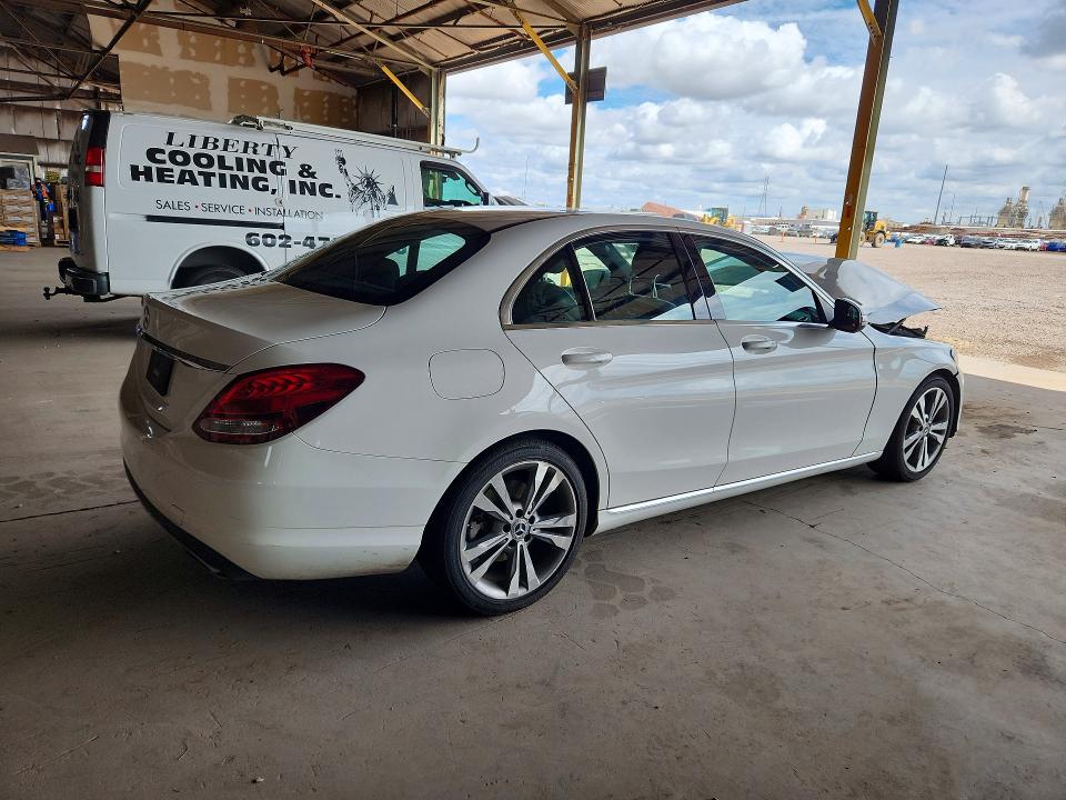 Продажа на аукционе авто 2018 Mercedes-benz C, vin: 55SWF4JB7JU273292, номер лота: 69323866