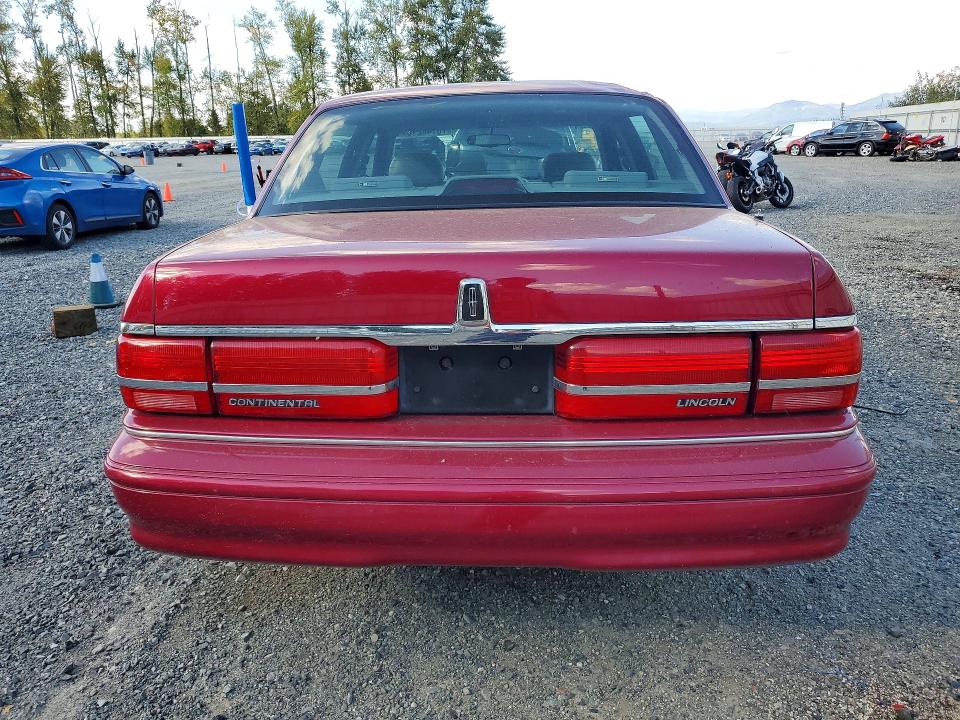 70148216 :رقم المزاد ، 1LNLM9844RY797120 vin ، 1994 Lincoln Continental مزاد بيع