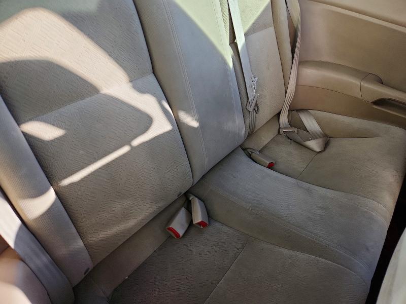 70620936 :رقم المزاد ، 1HGEM22074L026085 vin ، 2004 Honda Civic مزاد بيع