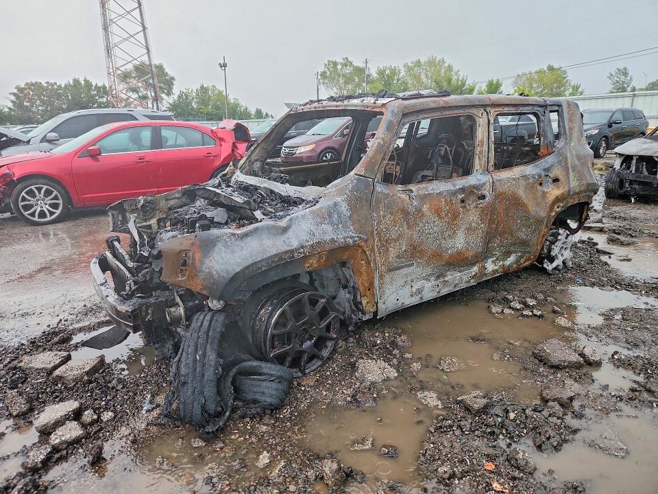 Продажа на аукционе авто 2020 Jeep Renegade, vin: ZACNJBBB3LPL32443, номер лота: 69635746