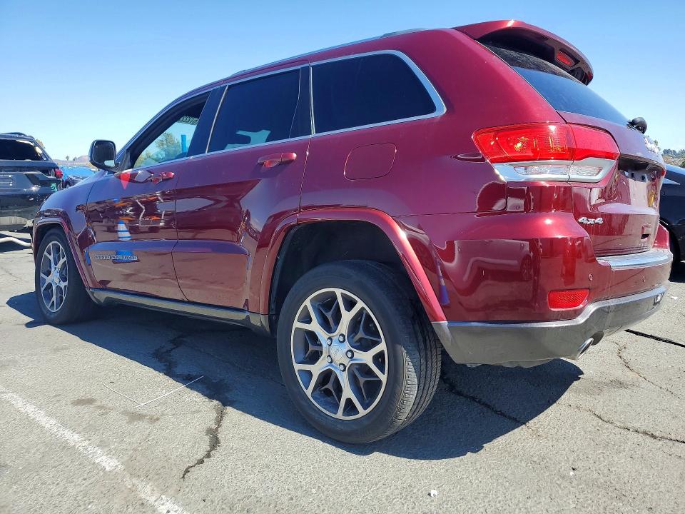 67222226 :رقم المزاد ، 1C4RJFBGXJC324610 vin ، 2018 Jeep Grand Cherokee مزاد بيع