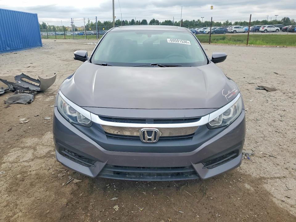 69591536 :رقم المزاد ، 19XFC2F74HE022443 vin ، 2017 Honda Civic مزاد بيع