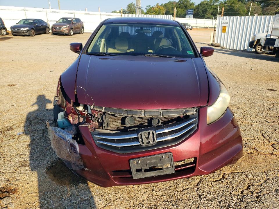 67352886 :رقم المزاد ، 1HGCP2F46BA114842 vin ، 2011 Honda Accord مزاد بيع