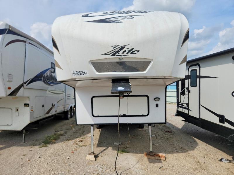 66989956 :رقم المزاد ، 4YDF27R28GV502279 vin ، 2016 Keystone Cougar مزاد بيع
