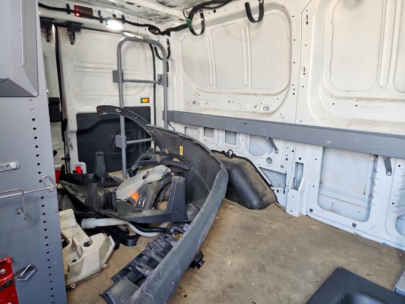 67189376 :رقم المزاد ، 1FTYE1ZM8JKB56325 vin ، 2018 Ford Transit مزاد بيع