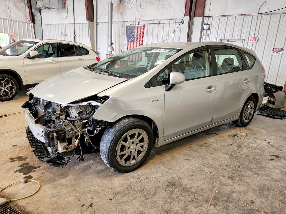 Продажа на аукционе авто 2015 Toyota Prius V, vin: JTDZN3EUXFJ032981, номер лота: 70250766