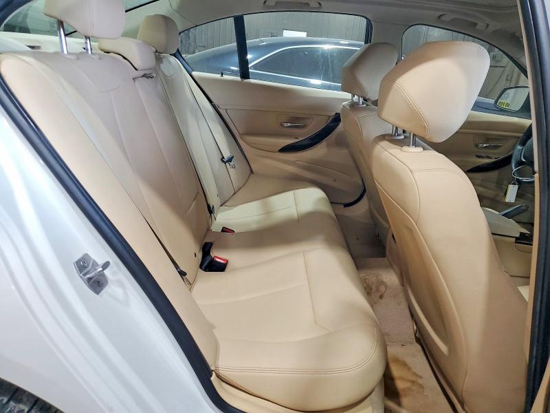 Продаж на аукціоні авто 2016 Bmw 320, vin: WBA8E1G56GNU10212, номер лоту: 69176776