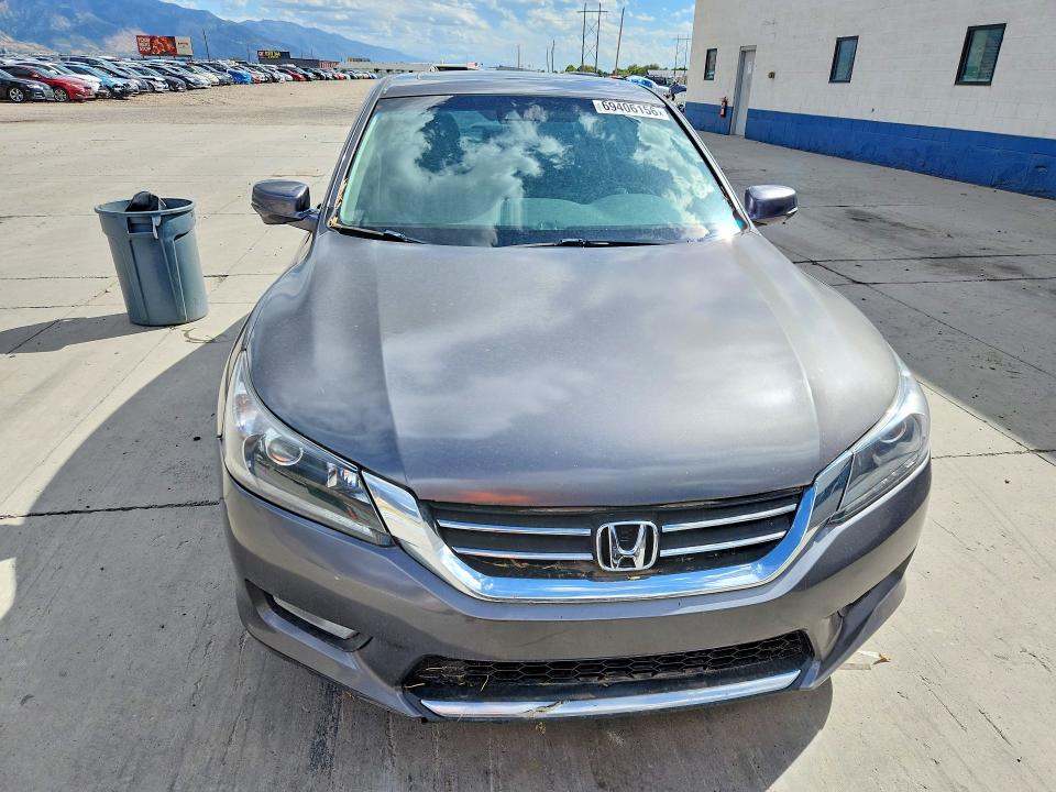 Продаж на аукціоні авто 2013 Honda Accord, vin: 1HGCR3F85DA012843, номер лоту: 69406156