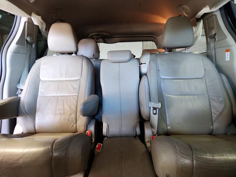 Продажа на аукционе авто 2016 Toyota Sienna, vin: 5TDYK3DC2GS738571, номер лота: 70223646