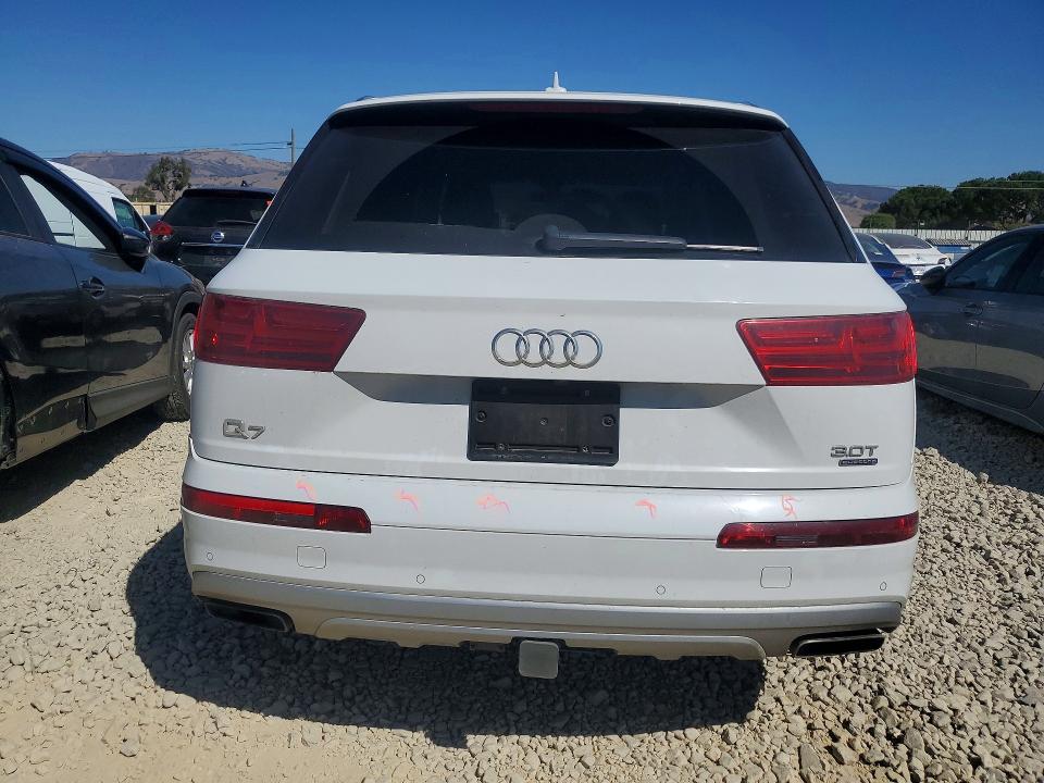Продажа на аукционе авто 2018 Audi Q7, vin: WA1LAAF72JD019531, номер лота: 70834756