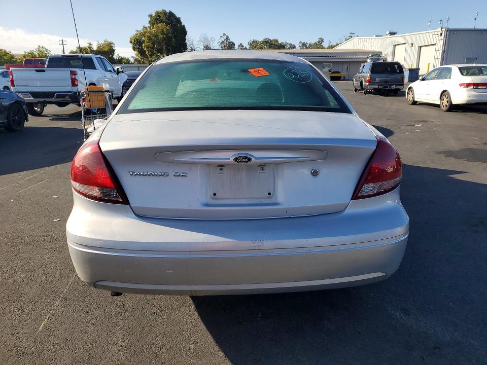 68868106 :رقم المزاد ، 1FAFP53U05A160470 vin ، 2005 Ford Taurus مزاد بيع
