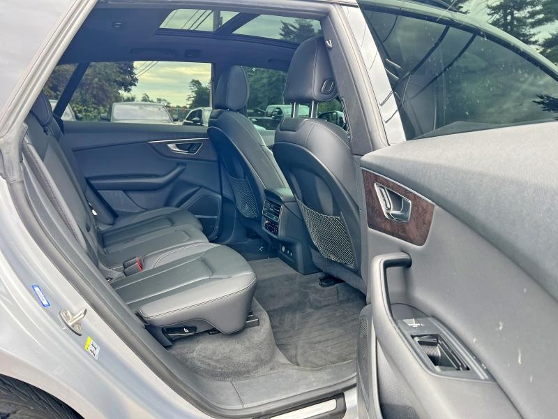 68377176 :رقم المزاد ، WA1EVAF11LD004062 vin ، 2020 Audi Q8 مزاد بيع