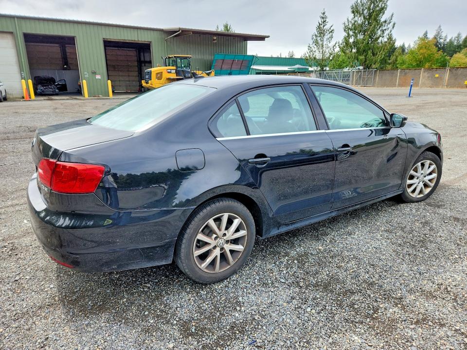67603966 :رقم المزاد ، 3VWDP7AJ0DM250044 vin ، 2013 Volkswagen Jetta مزاد بيع