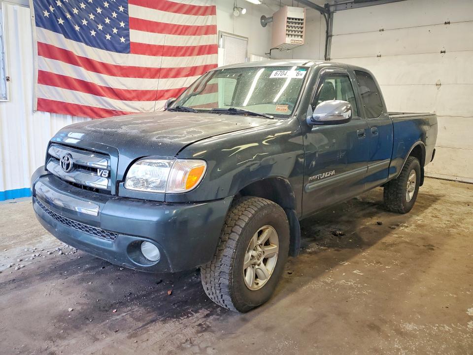 67045626 :رقم المزاد ، 5TBBT44145S463735 vin ، 2005 Toyota Tundra مزاد بيع