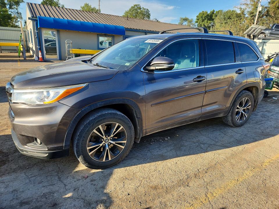 2016 Toyota Highlander მანქანა იყიდება აუქციონზე, vin: 5TDJKRFH9GS351593, აუქციონის ნომერი: 69195996
