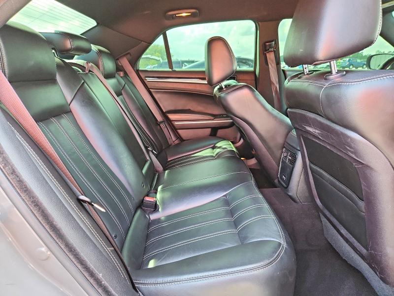 2019 Chrysler 300 მანქანა იყიდება აუქციონზე, vin: 2C3CCABG6KH679019, აუქციონის ნომერი: 68838126