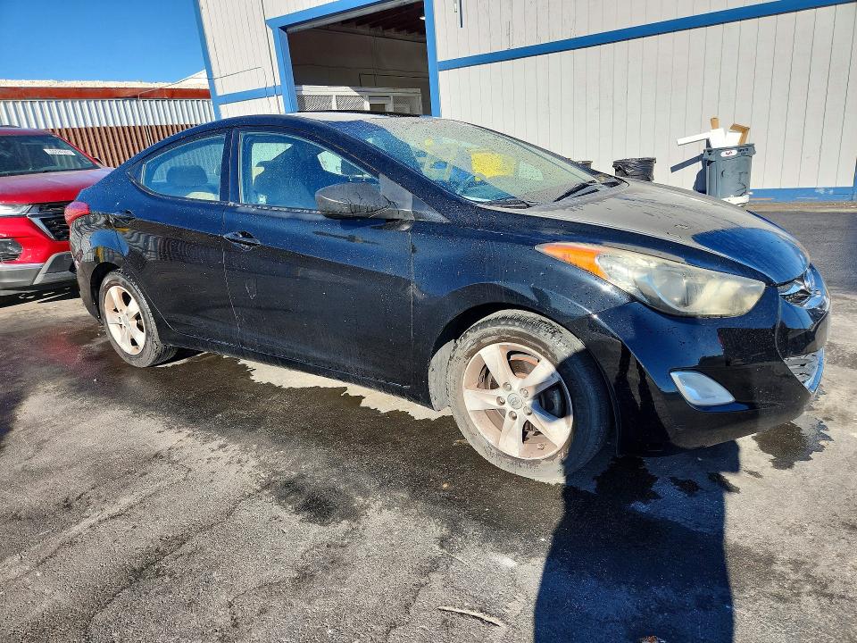 68711046 :رقم المزاد ، KMHDH4AEXDU654123         vin ، 2013 Hyundai Elantra مزاد بيع