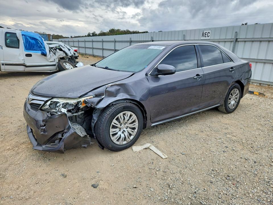 67331966 :رقم المزاد ، 4T4BF1FK8DR293409 vin ، 2013 Toyota Camry مزاد بيع