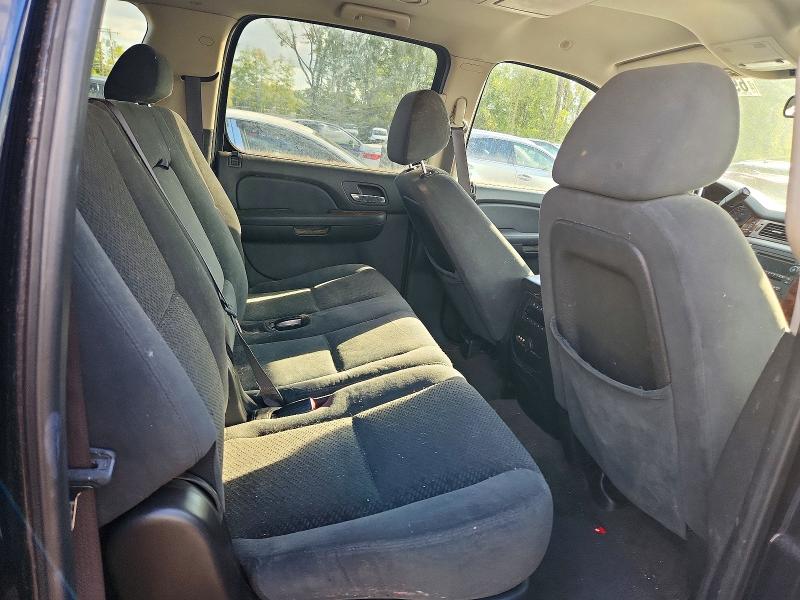 69771316 :رقم المزاد ، 3GNFK16358G173054 vin ، 2008 Chevrolet Suburban مزاد بيع