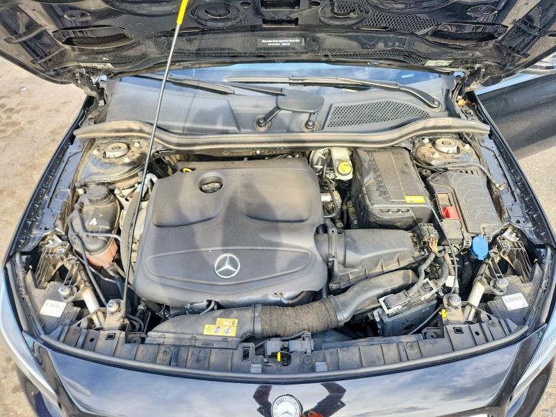 70171756 :رقم المزاد ، WDCTG4GB5FJ150612 vin ، 2015 Mercedes-benz Gla مزاد بيع