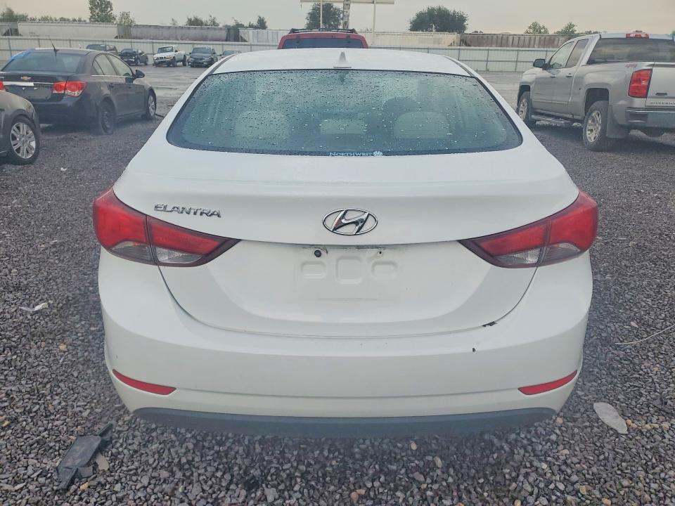 Продажа на аукционе авто 2015 Hyundai Elantra, vin: 5NPDH4AE6FH637675, номер лота: 67334296